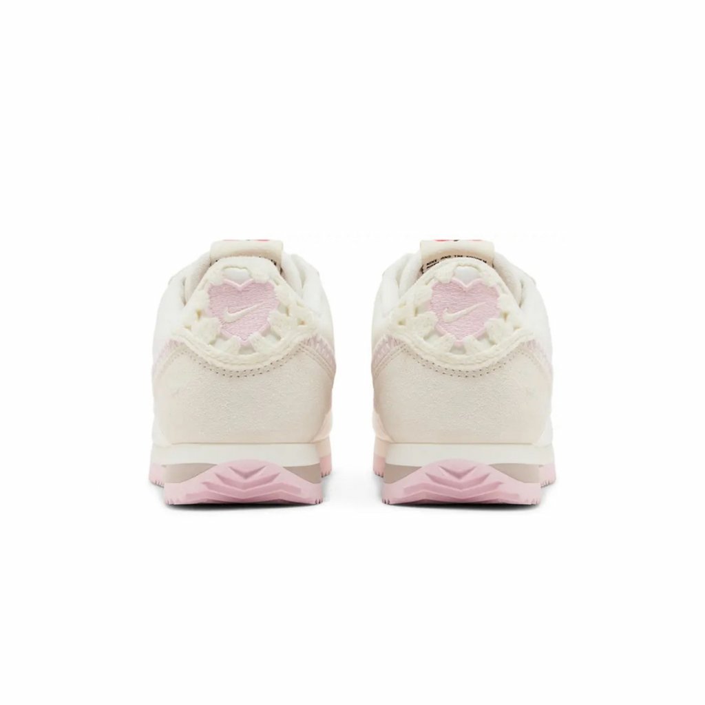 Sale Nike Cortez 'Valentine's Day