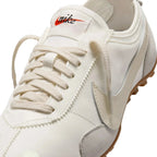 Nike Moon Shoe OG Summit White/Gum Light Brown/Soft Pearl